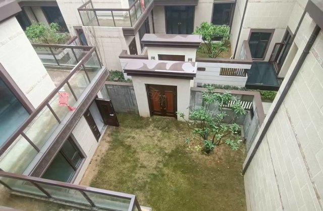 秒杀别墅,降价10万,乾道大院别墅6室2厅3卫190㎡南共5层2019年建造乾