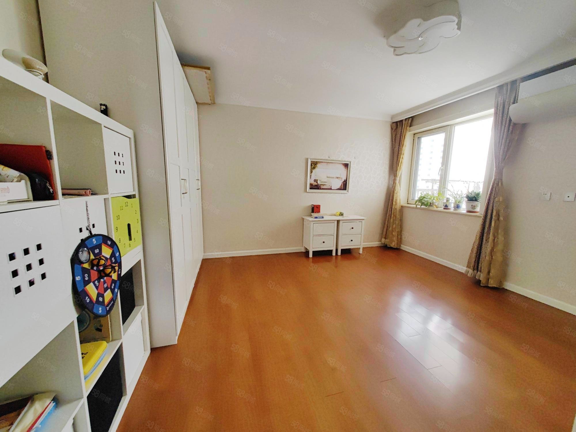 匯欣公寓3室2廳3衛(wèi)220.53㎡南北1299萬