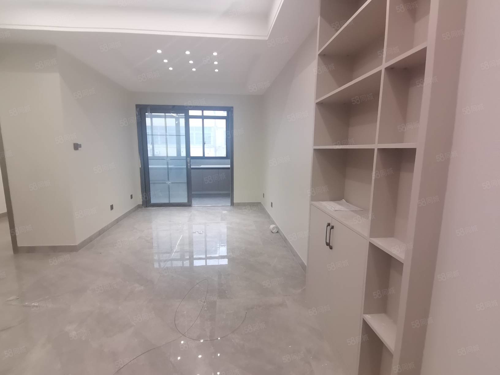 翠光一区3室2厅2卫104㎡南北78万