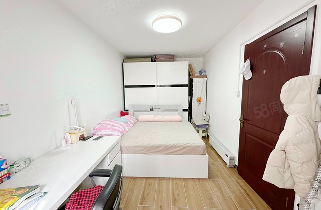 康桥水郡1室1厅49.08㎡710万二手房图片