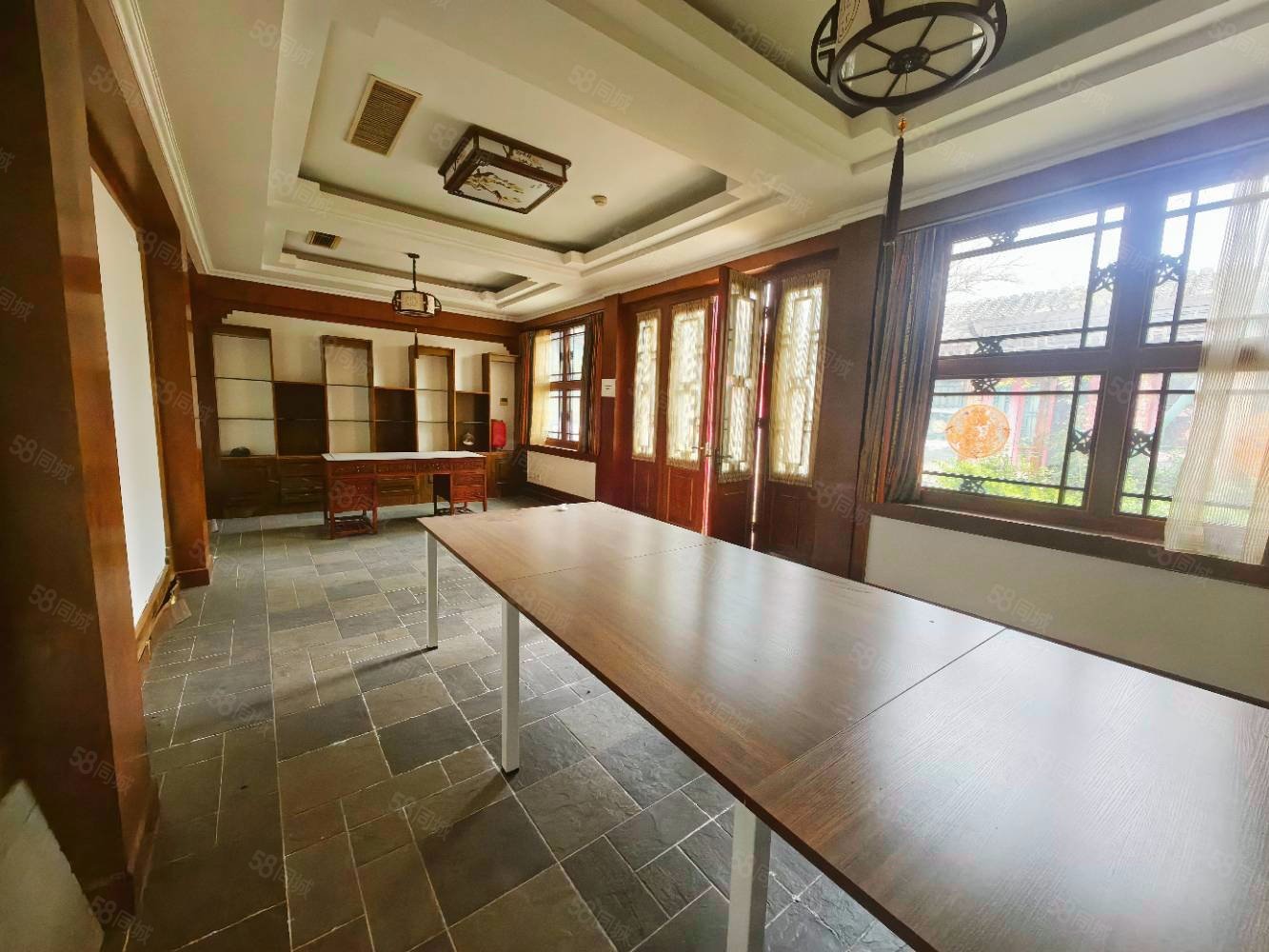 東旺胡同小區(qū)10室10廳5衛(wèi)721㎡南北17000萬(wàn)