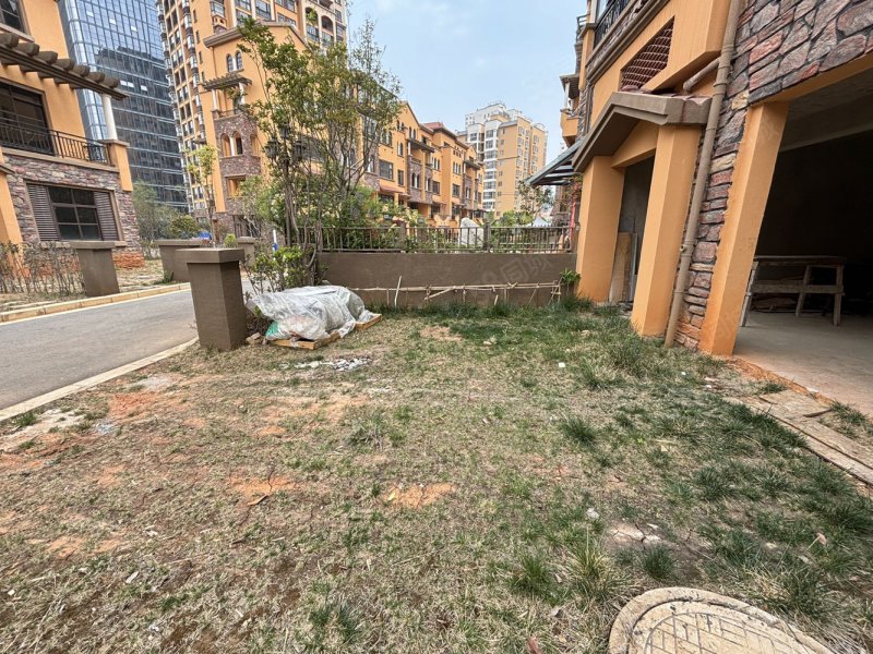 香醍水岸联排前后花园带地下室