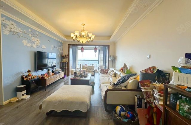 中德英伦联邦(B区)5室3厅168.44㎡480万二手房图片