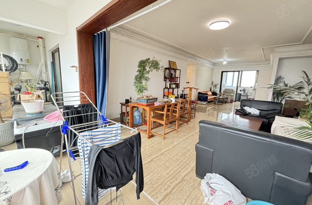 国岳府，绿城百合大平层，好楼层全明户型大双阳台全明户型南北通