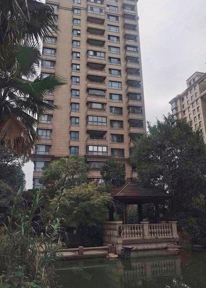 华府樟园2室2厅1卫106.04㎡南北968万