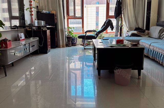 兰汀风景3室2厅128.55㎡80万二手房图片