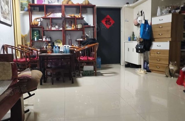 金凤龙庭 2房 周边配套完善