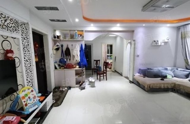 带院子 区政府 翡翠城  边户 单价低