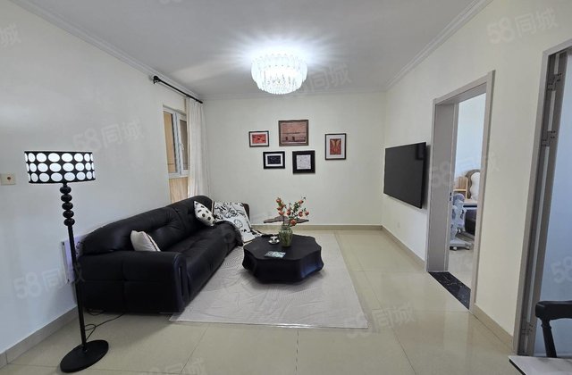 市中心 公园旁 豆营 精装修 三室好楼层 送全屋家具家电