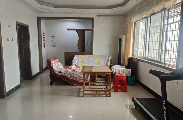 亚华市场3室2厅110㎡20.8万二手房图片