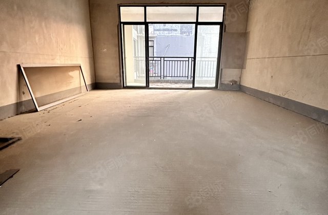 新城国奥小区4室2厅192.98㎡87.8万二手房图片