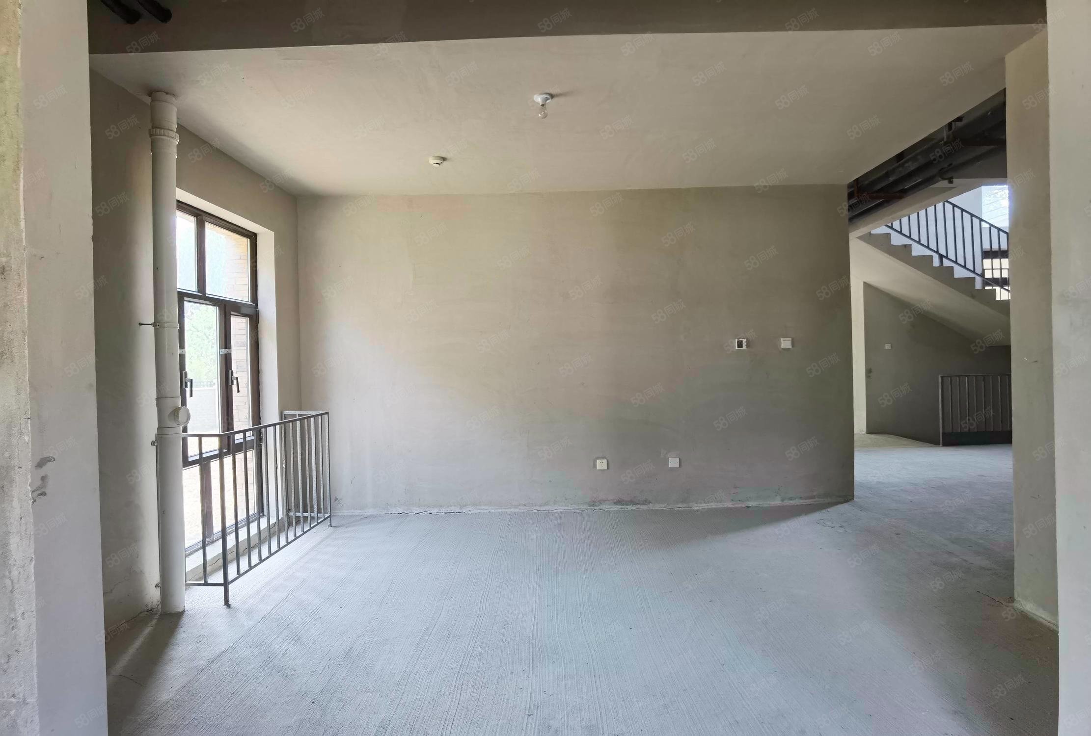 雁棲半島5室3廳4衛(wèi)471㎡南北3850萬