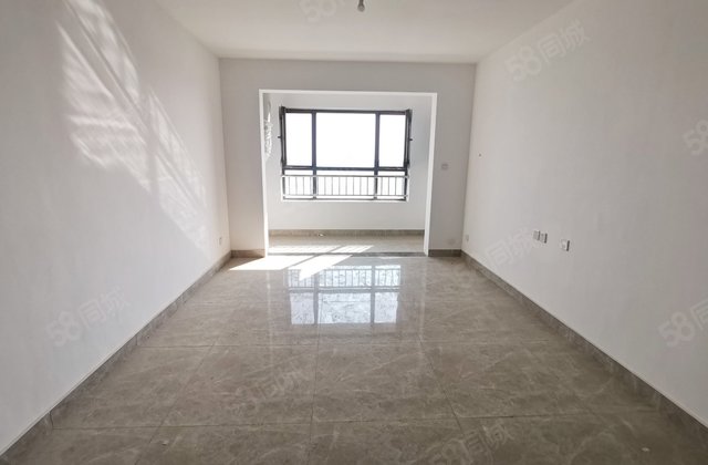 次新小区河景房，新房未住送车储，客厅朝阳，莲湖新城 昌润莲城