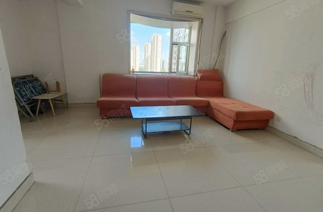 市中心  宝莱花园  东边户  三室 好楼层