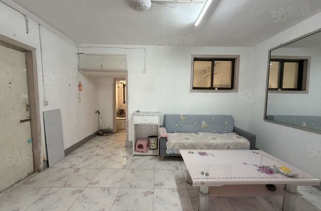 昌润路 二楼边户 单价5000多！诚心出售！