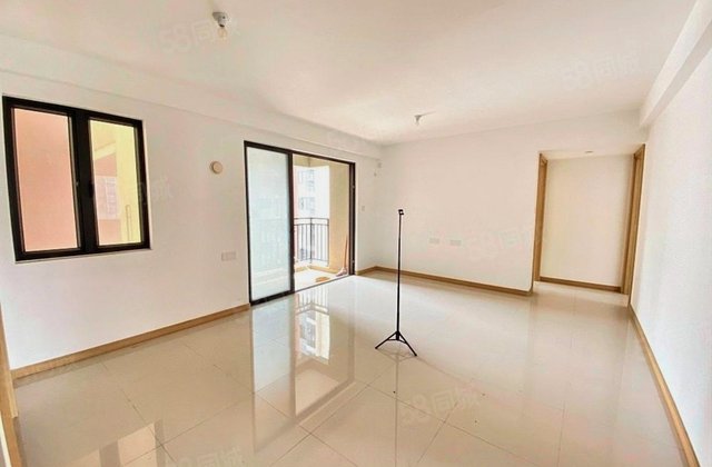 万科金域中央B区C区3室2厅89.98㎡140万二手房图片