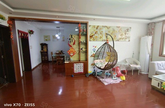 香江 精装修 商业配套成熟 高楼层视野无遮挡 近医院