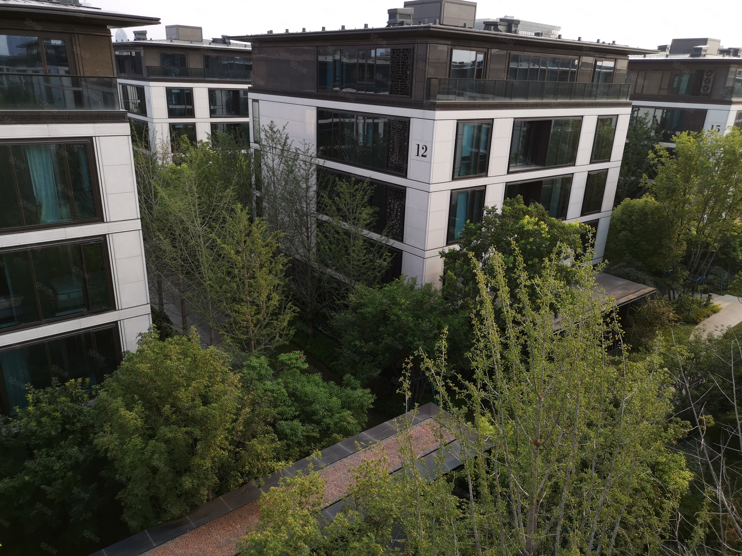 北龙湖中原壹号院景观四房送双车位随时看房