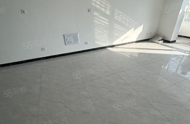 学府壹号院3室2厅133㎡89.9万二手房图片
