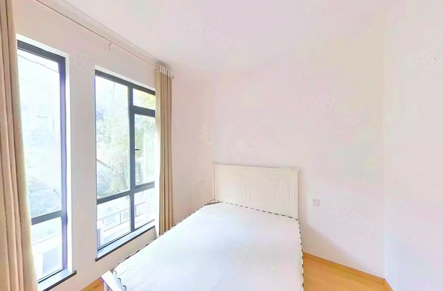 8号公馆5室2厅127.39㎡185万二手房图片