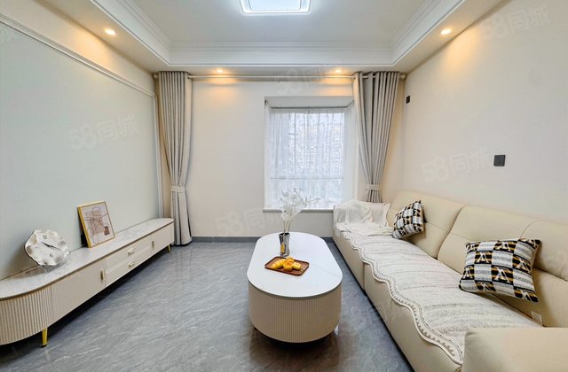 龙锦雅苑3室1厅82.93㎡82.8万二手房图片