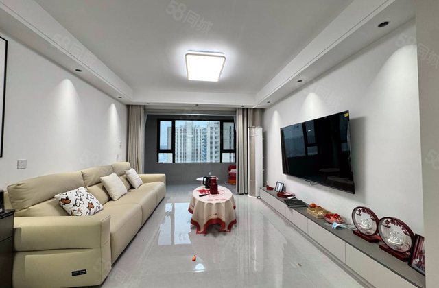 东亚国睿华庭3室2厅136㎡89万二手房图片