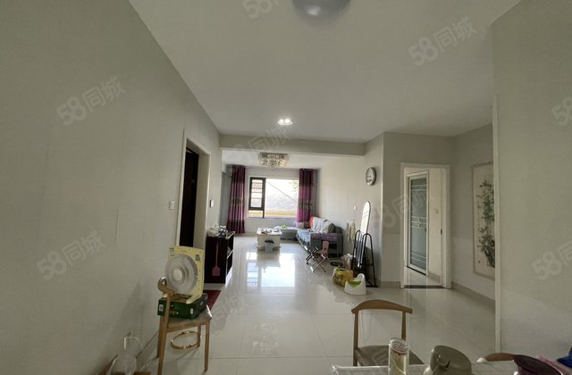 百合新城131平三叶草，108万免大税送储藏室