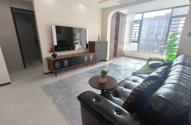 天嘉翰廷3室2厅97㎡65.8万二手房图片