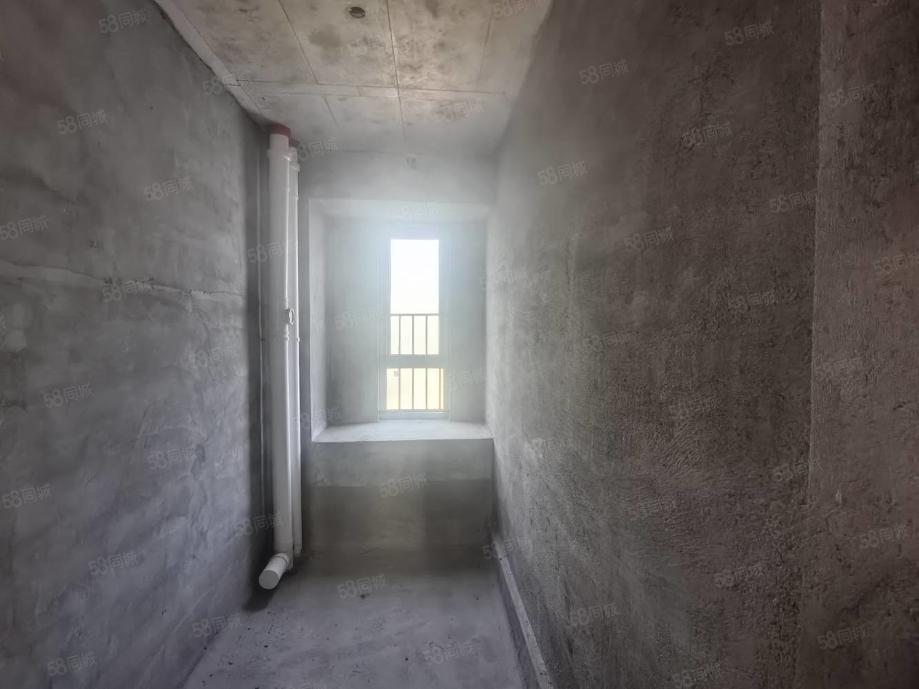 桃李江山3室2厅2卫131㎡南北89万