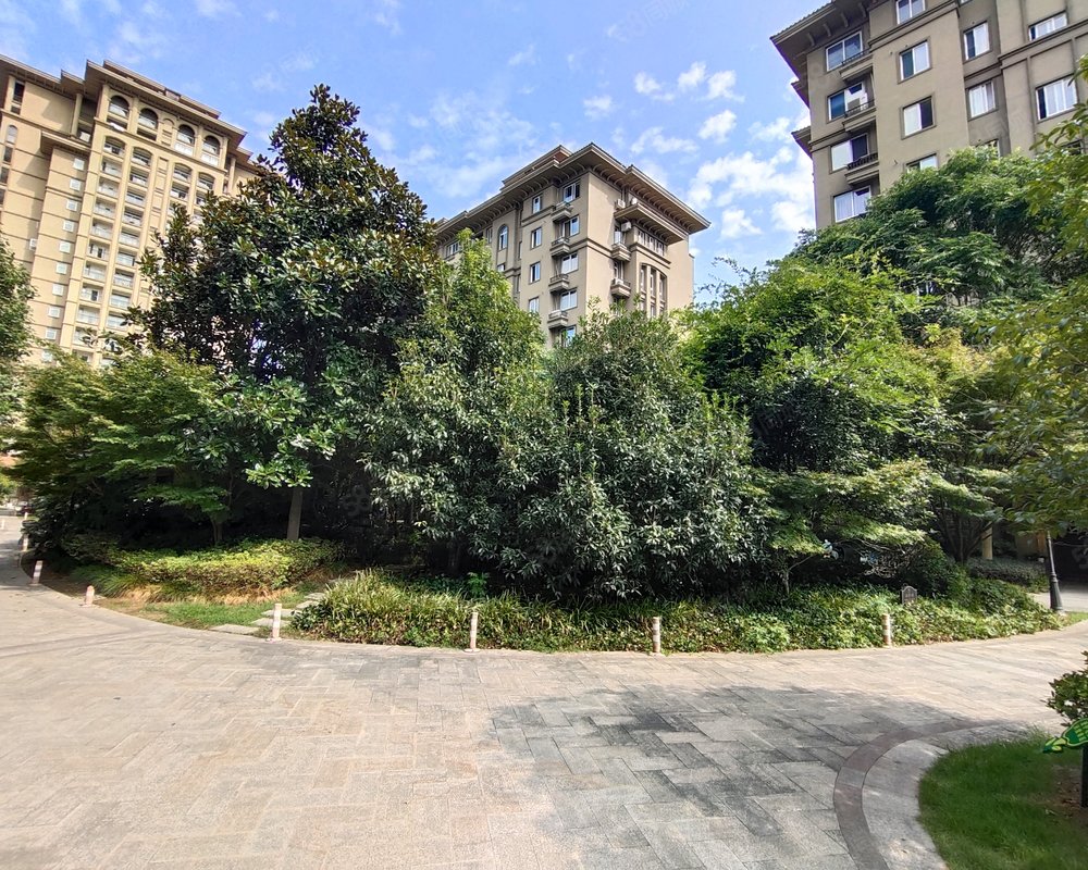 【华盛达格兰维亚, 华盛达格兰维亚小区详情,房价走势,房源,业主论坛