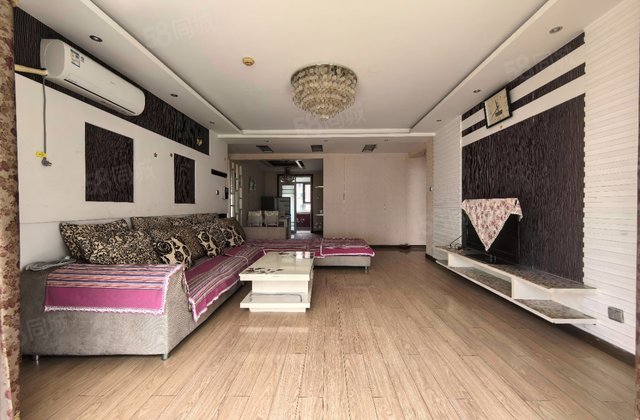 馨境界(西区)3室2厅138㎡135万二手房图片