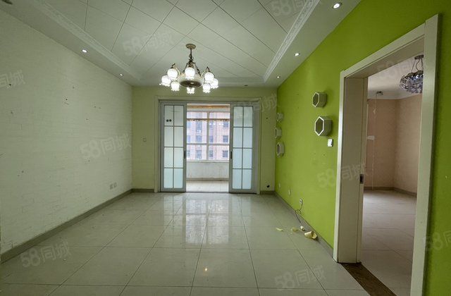 香江北 新城邦电梯好楼层 精装三室免大税实验双语 可分期万豪