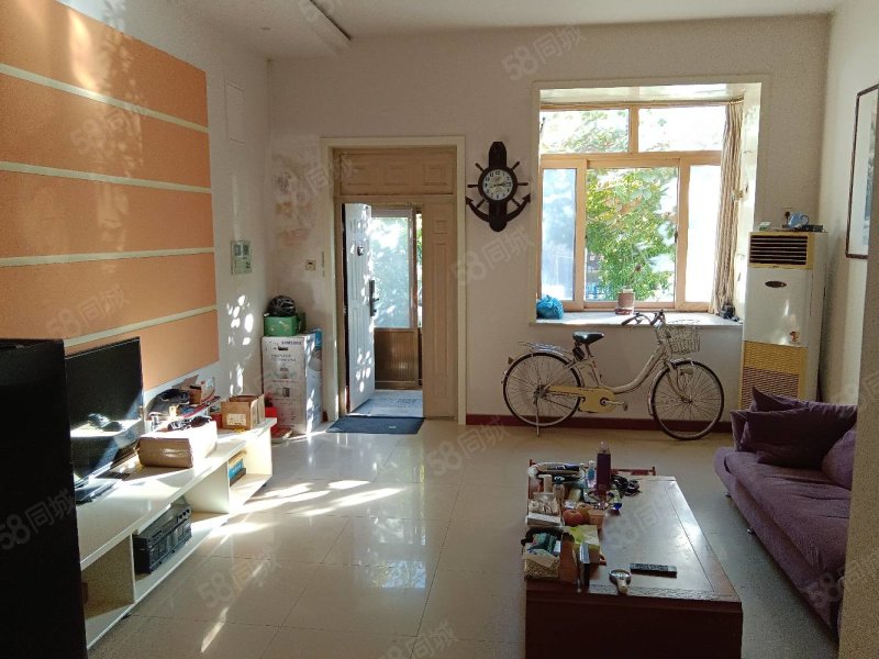 万泰豪景4室2厅3卫190㎡南北450万