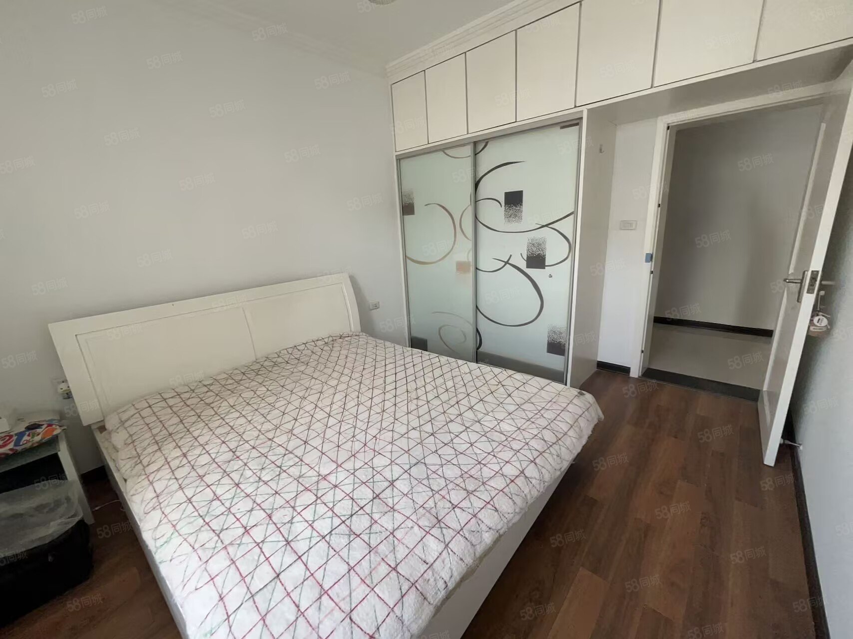 北美城市花园3室2厅1卫120㎡南北42万