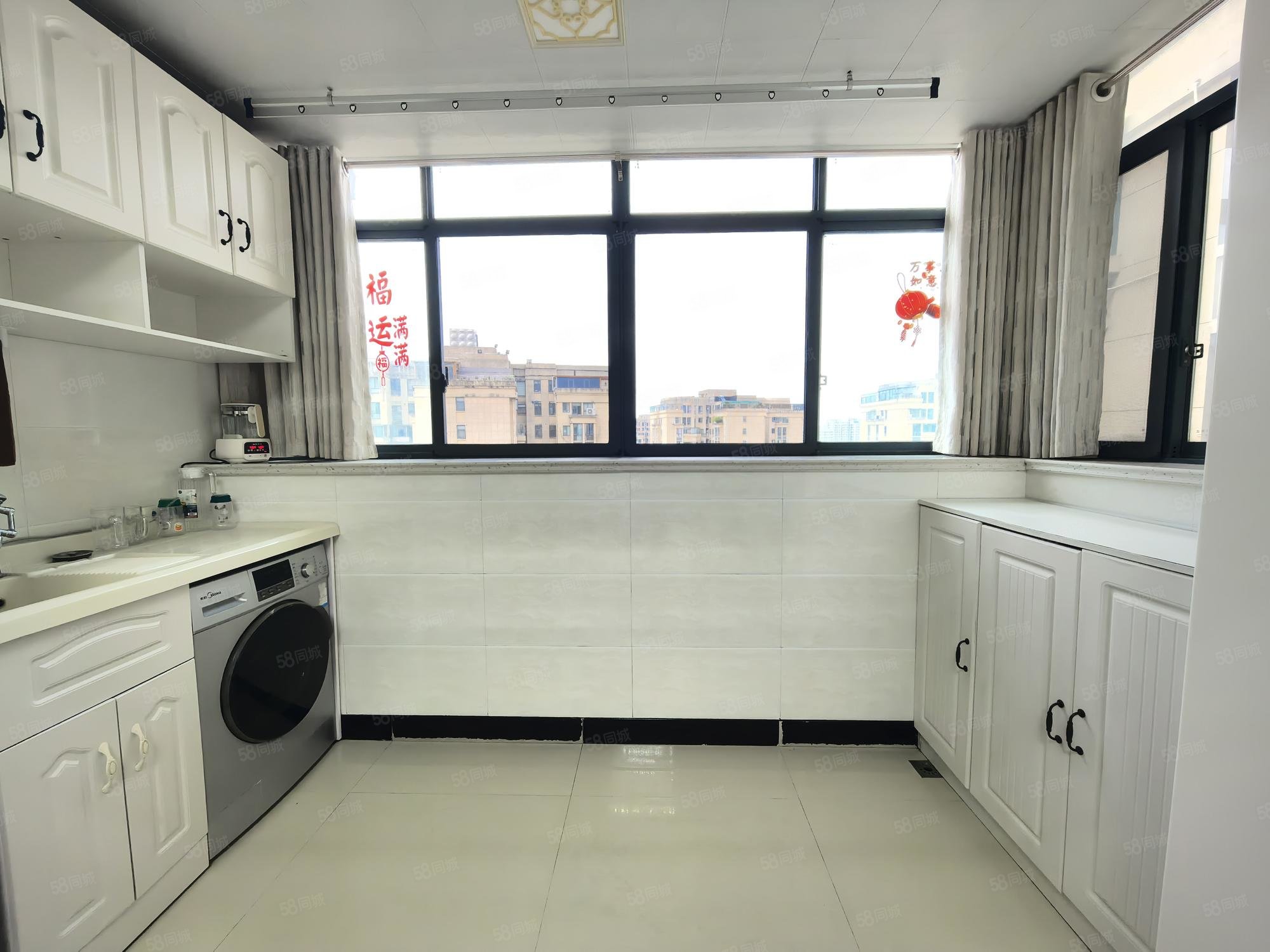 和昌国际城二期3室2厅1卫85㎡南北52万