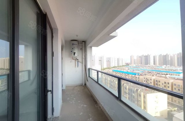 城市之尊 全天无遮挡新房未住 带车位储藏室区妇幼对面颐馨园