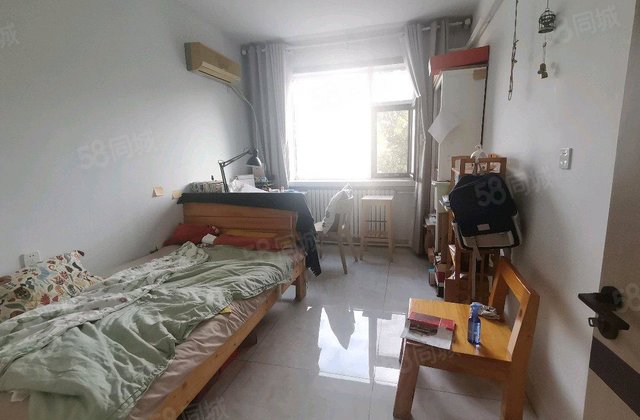 诚心出售 外国语文轩本部一墙之隔 家属院好停车 带储