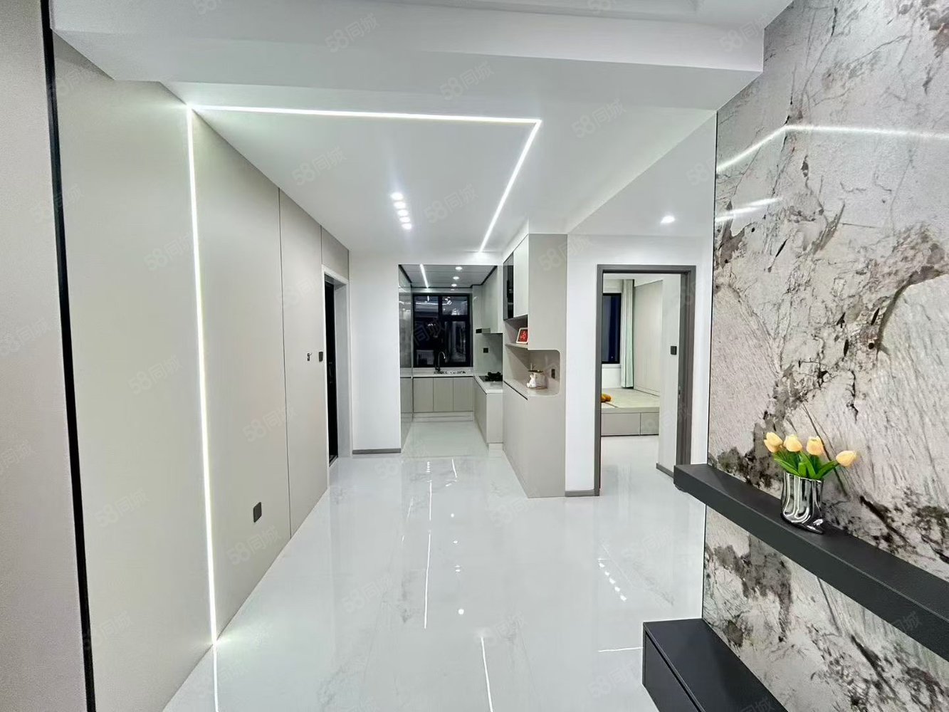 居然世界里2室2厅1卫82.41㎡南北39.8万