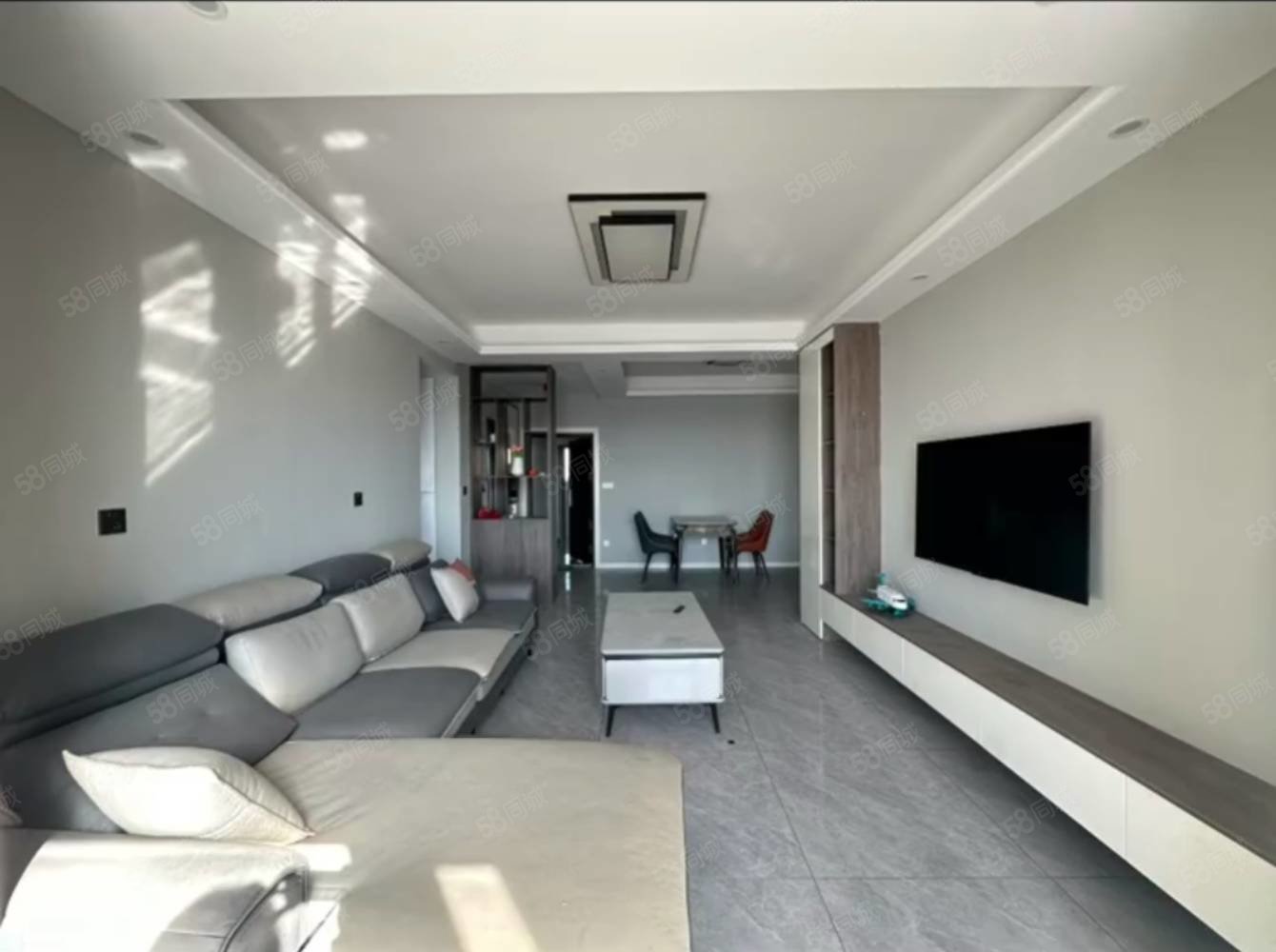 壹品首府3室2厅1卫109㎡南北53万