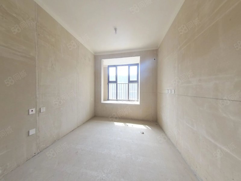 建业心怡苑3室2厅2卫122㎡南北98万