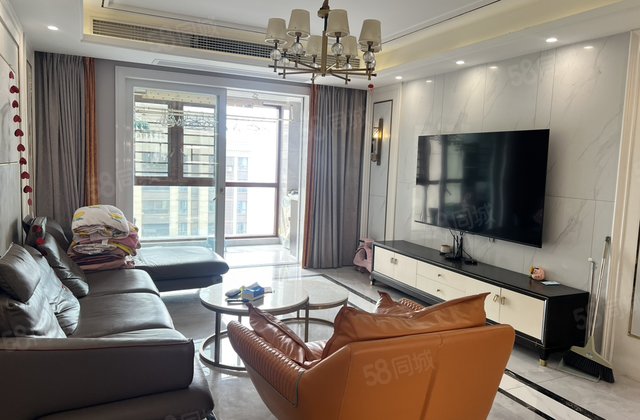 宏维人家3室2厅131㎡83万二手房图片