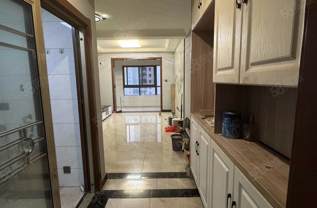 和昌香樟原著4室2厅106.14㎡188万二手房图片