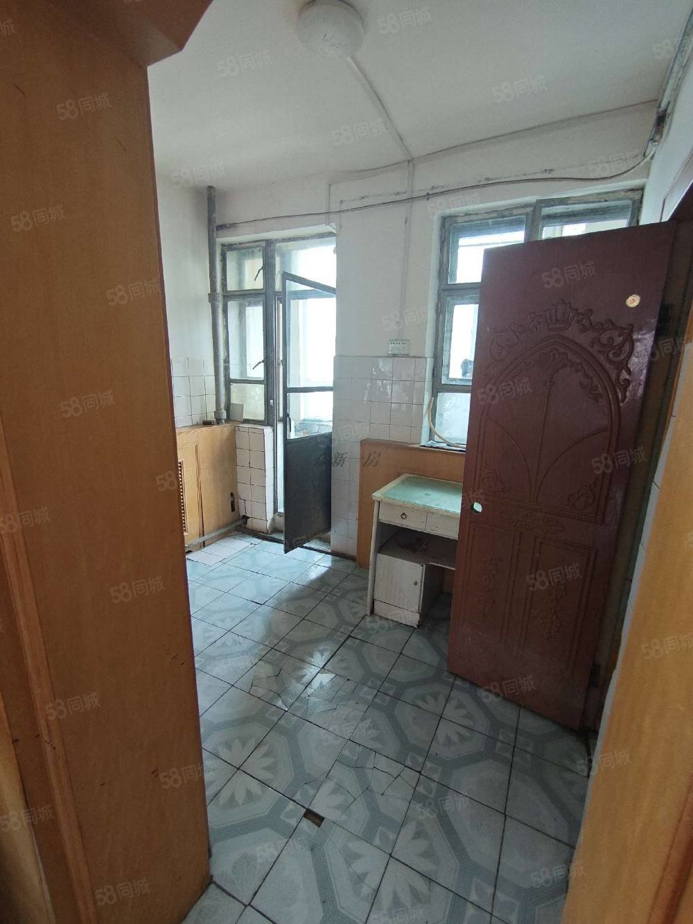 工商局小区2室2厅1卫66㎡南北14万