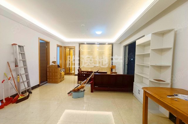 宏宇天御江畔4室2厅113.79㎡135万二手房图片