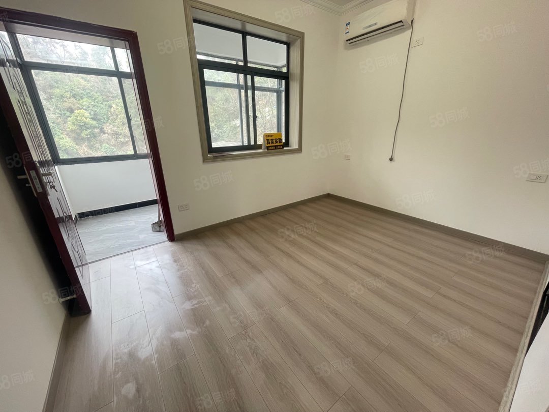 六堰山三区3室2厅1卫97.5㎡南北49.8万