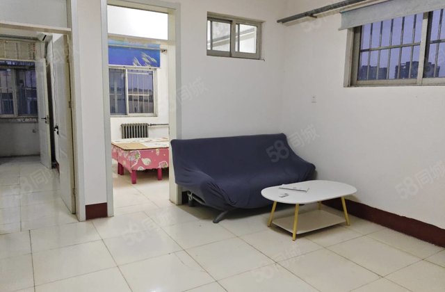 金鼎东昌本部，三中边户，一类一，户型很好