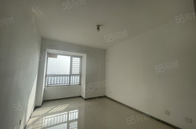 急售 手里有几万 紧邻亿丰 七中 振兴路 水晶丽城双卫