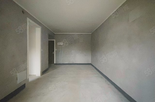 新城春山拾鸣1室2厅68㎡110万二手房图片