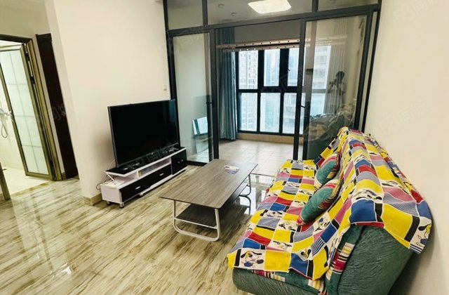 华盛中央公园1室2厅50.69㎡58万二手房图片