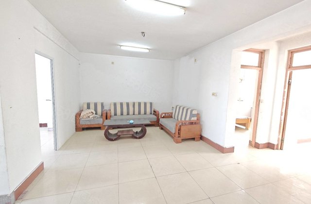 东昌中学本部，不是顶楼，单价4千多，一品家苑北邻，益民胡同